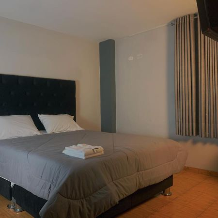 Hôtel San Roberto à Lima Extérieur photo